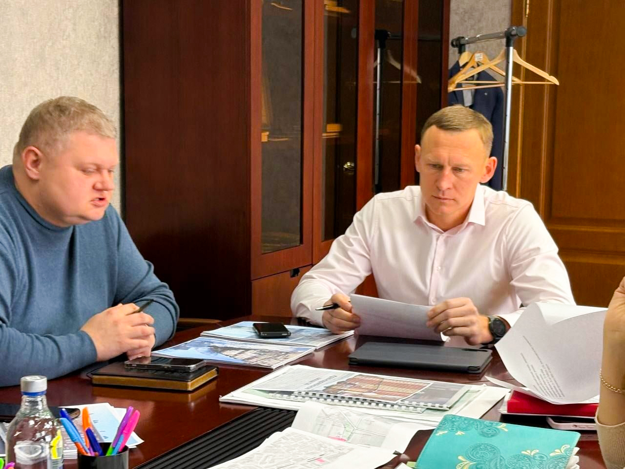 Глава Вяземского округа Олег Смоляков провел рабочее совещание с руководителями Вяземских управляющих организаций